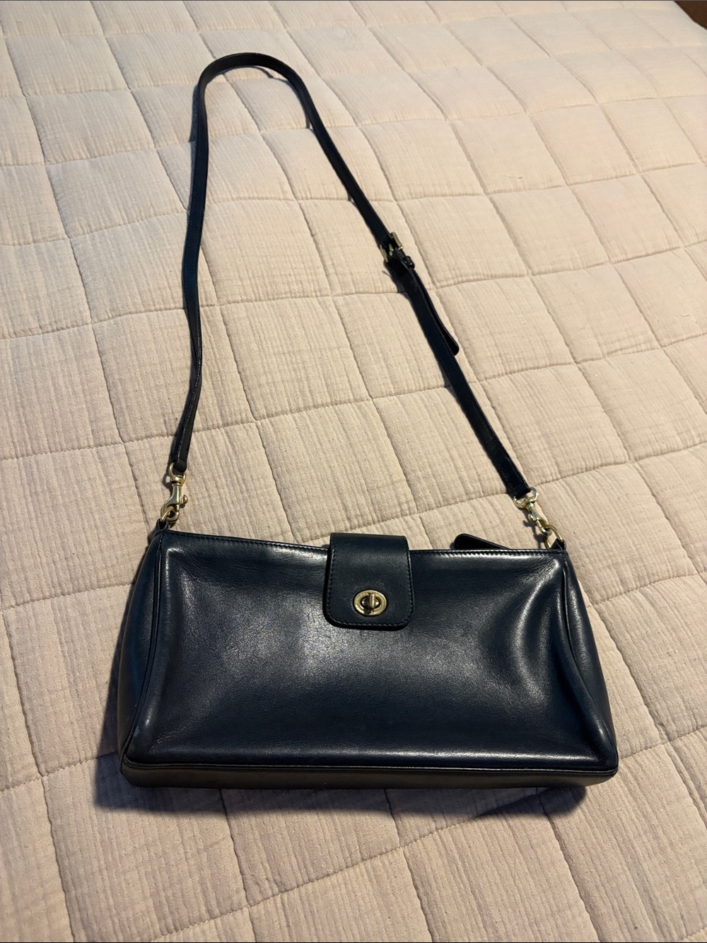 COACH 9818 Legacy Demi Turnlock Bag
